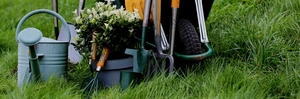 garden tools banner